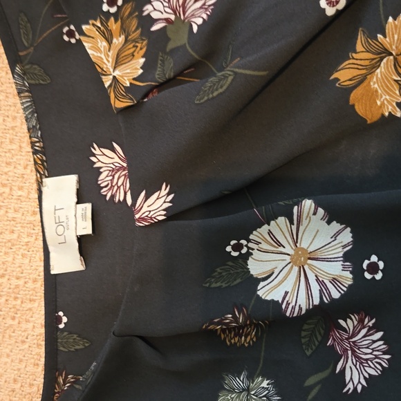 Lot of 3 loft sleveless Loft blouses - Picture 4 of 7